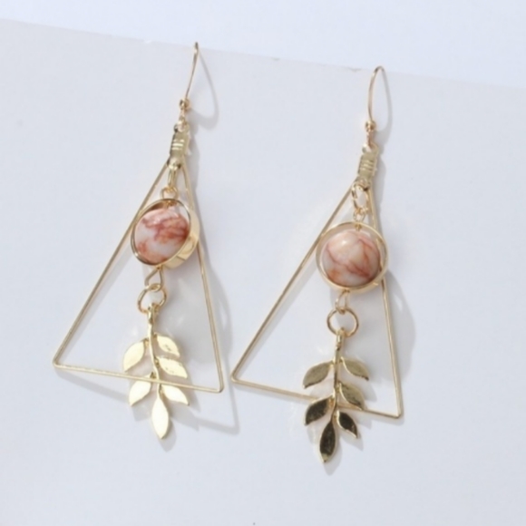 Jewelry - Triangle Leaf Marble Earrings